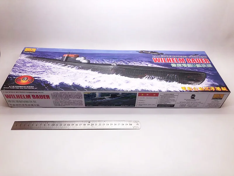 1/144 WWII German U Submarine  - Model Kit Entry Grade avis et prix
