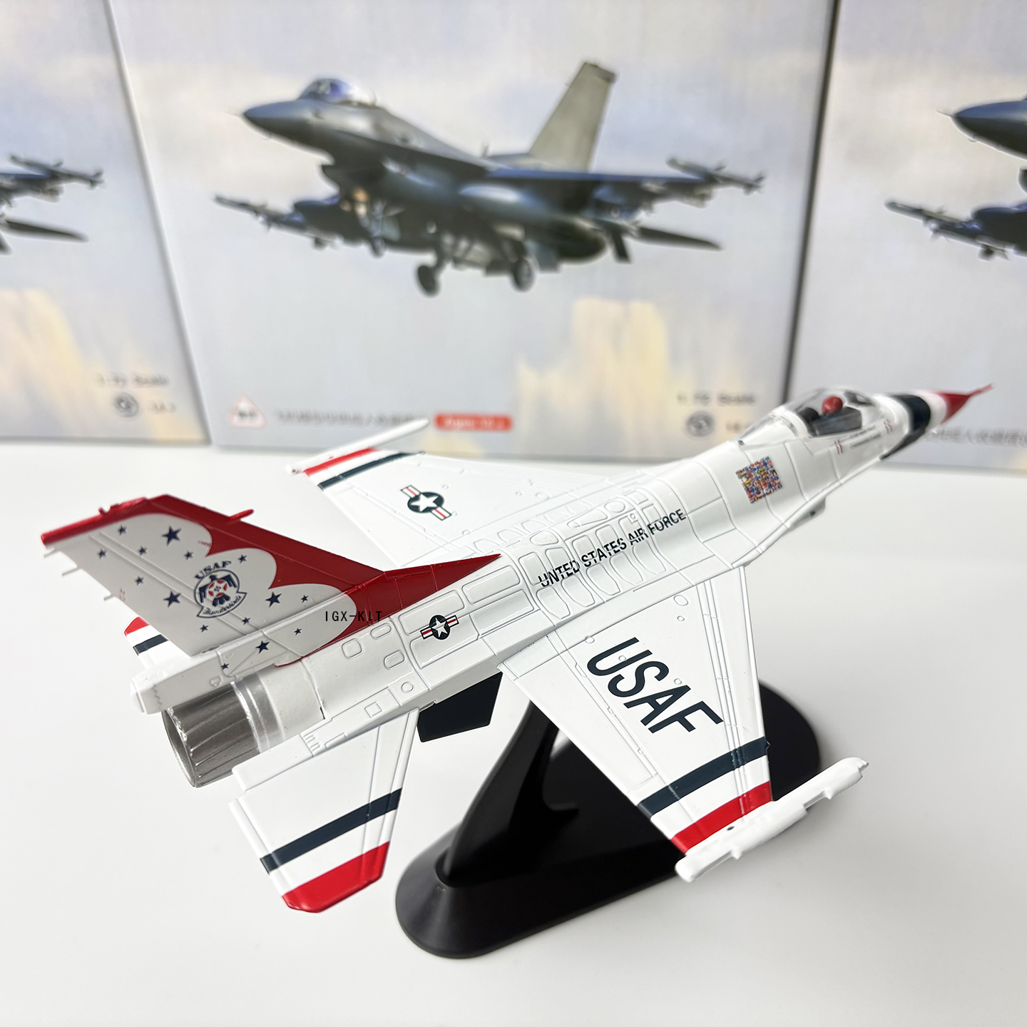 1/72 Scale U.S. Air Force F-16 - Model Kit F16 avis et prix