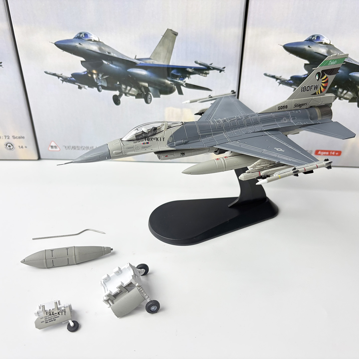1/72 Scale U.S. Air Force F-16 - Model Kit F16 avis et prix