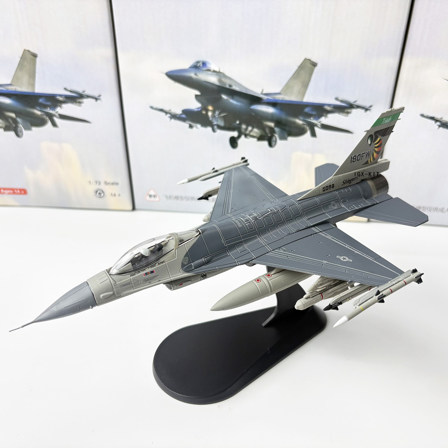 1/72 Scale U.S. Air Force F-16 - Model Kit F16 avis et prix