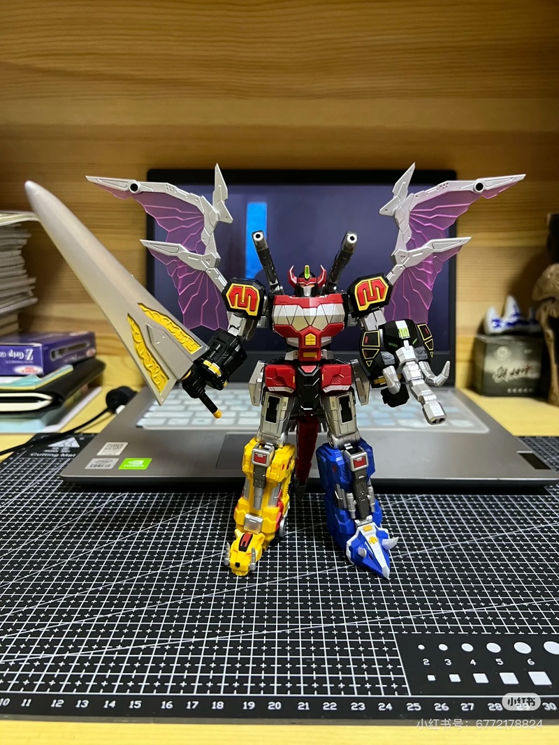 Power Rangers Lucky Cat Micro  - Model Kit Megazord avis et prix